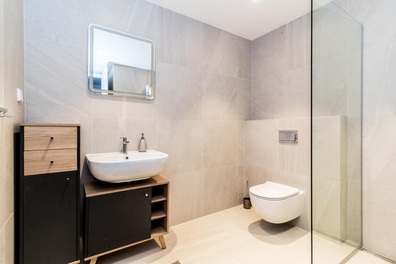 Kalaranna 8 Apartment Tallinn Bagian luar foto
